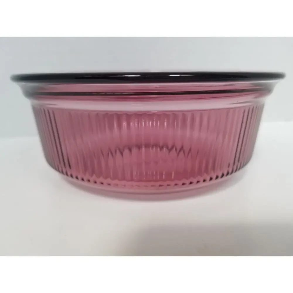VTG Corning Vision Ribbed 1-Pint Casserole Dish C-16-B Cranberry Color